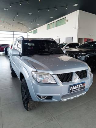 MITSUBISHI PAJERO TR4 2.0 4X4 16V 140CV FLEX 4P AUTOMÁTICO MITSUBISHI PAJERO TR4 2.0 4X4 16V 140CV FLEX 4P AUTOMÁTICO